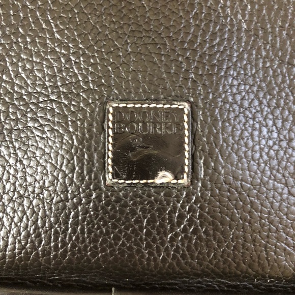 Dooney & Bourke Handbag - Picture 5 of 6